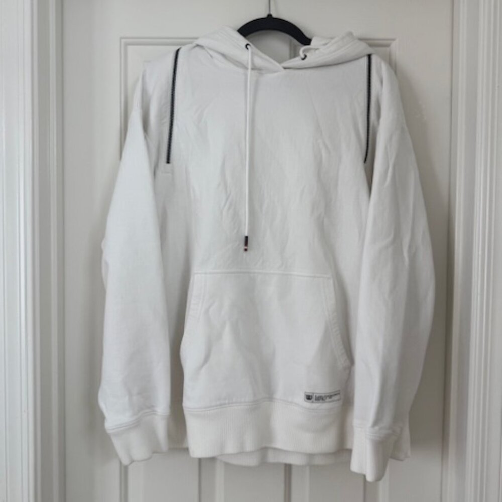 Wilson Triple Threat Sweatshirt Hoodie, Size Large. Ivory. Great condition!